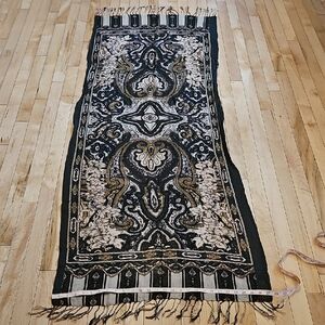 Elegant Black and Gold Scarf